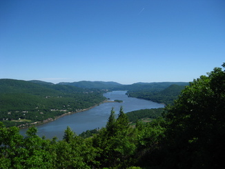 Hudson upstream from Anthony's Point